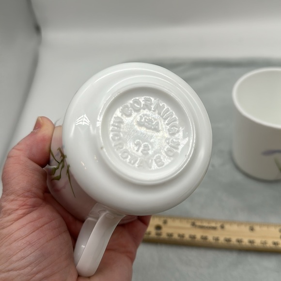 Corning Corelle Vintage “Shadow Irises” Set of 3-Coffee Cups #on bottom 17-18-32 - Picture 6 of 7